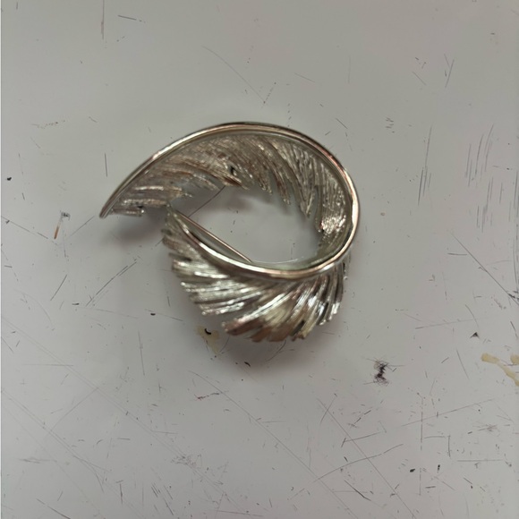 Antique Stainless‎ Steel Silver Feather Brooch - Picture 3 of 5